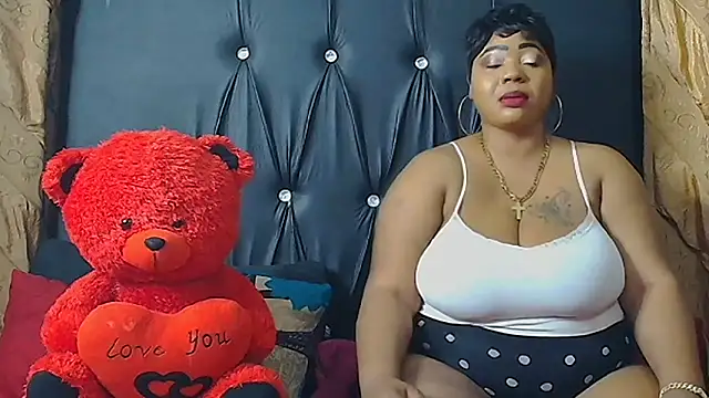 Snapshot of HUMONGUOUSTITSS chatting on October 8, 2025, 4:08 pm HUMONGUOUSTITSS online show from October 8, 2025, 4:08 pm