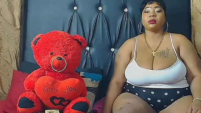 Snapshot of HUMONGUOUSTITSS chatting on October 10, 2025, 3:57 pm HUMONGUOUSTITSS online show from October 10, 2025, 3:57 pm