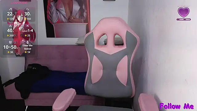 Snapshot of vittorialombardi__ chatting on October 24, 2025, 8:13 am vittorialombardi   online show from October 24, 2025, 8:13 am