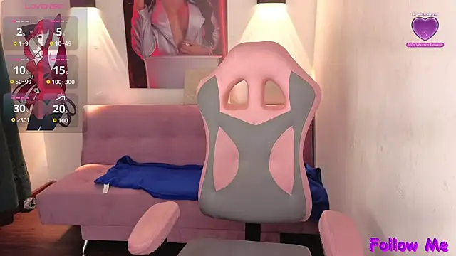 Snapshot of vittorialombardi__ chatting on October 8, 2025, 8:16 am vittorialombardi   online show from October 8, 2025, 8:16 am