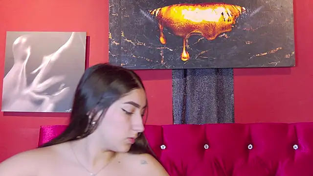 zoee moretti online show from September 18, 2025, 12:41 pm
