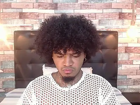 Snapshot of JaicobRuneer chatting on September 27, 2025, 12:17 am JaicobRuneer online show from September 27, 2025, 12:17 am