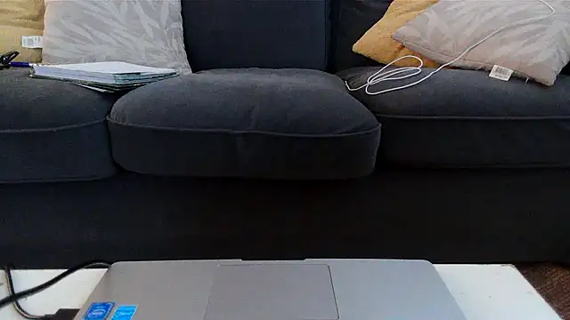 Kittyymaze1 online show from December 2, 2025, 1:46 pm