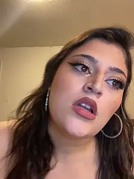 Kittyymaze1 online show from June 14, 2026, 4:41 pm