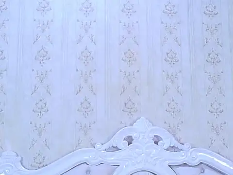 TiaraRosse online show from September 26, 2025, 12:01 pm