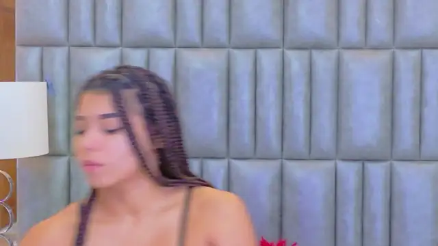 Snapshot of TiaraRosse chatting on February 14, 2026, 3:29 am TiaraRosse online show from February 14, 2026, 3:29 am