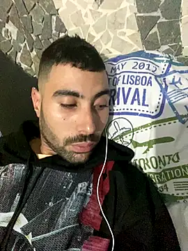 Snapshot of macg96 chatting on October 25, 2025, 1:05 am macg96 online show from October 25, 2025, 1:05 am