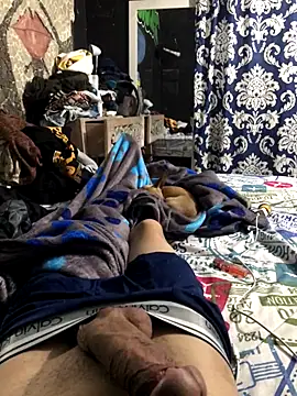 Snapshot of macg96 chatting on September 19, 2025, 5:22 am macg96 online show from September 19, 2025, 5:22 am