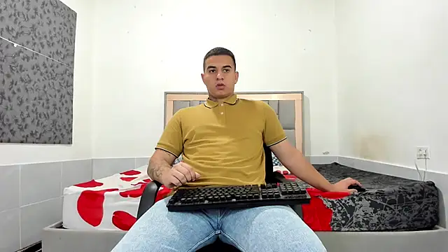 Snapshot of simookeler chatting on February 19, 2026, 12:40 am simookeler online show from February 19, 2026, 12:40 am