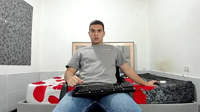 Snapshot of simookeler chatting on February 22, 2026, 3:42 am simookeler online show from February 22, 2026, 3:42 am