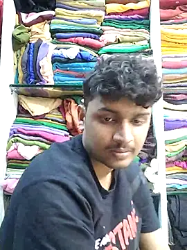 Snapshot of heartless__95 chatting on February 18, 2025, 11:33 am heartless 95 online show from February 18, 2025, 11:33 am