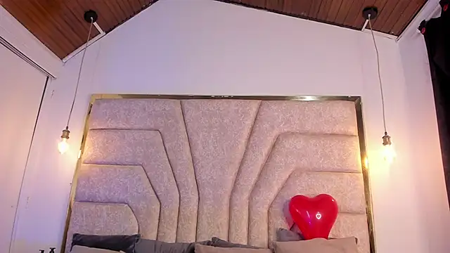 EmaJames25 online show from February 15, 2025, 1:21 am