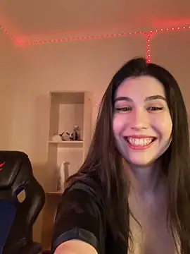 LushLuna online show from December 7, 2024, 5:48 pm
