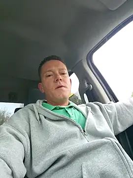 Snapshot of Bigtater1999 chatting on November 3, 2025, 12:42 pm Bigtater1999 online show from November 3, 2025, 12:42 pm