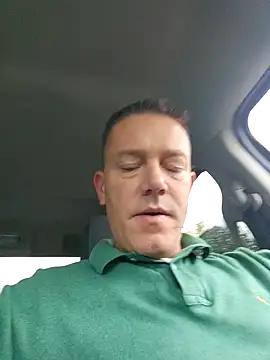 Snapshot of Bigtater1999 chatting on September 27, 2025, 11:38 am Bigtater1999 online show from September 27, 2025, 11:38 am