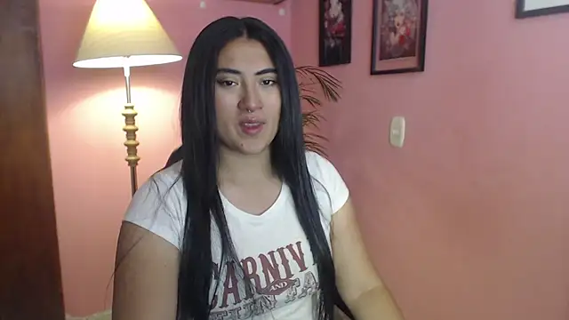 bunnyemilyrose36 online show from April 10, 2026, 2:46 pm