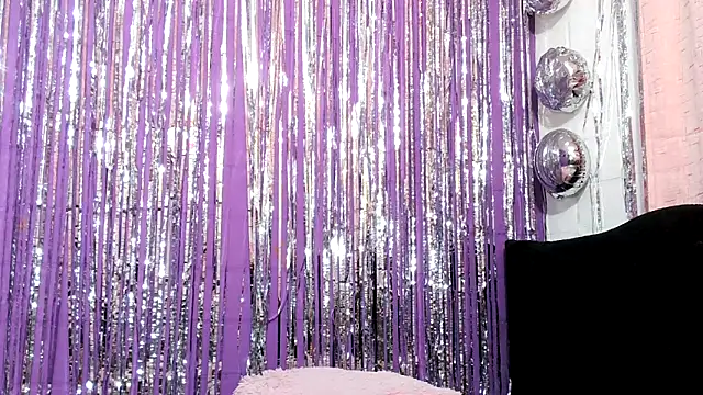 Snapshot of Zara47sweet chatting on March 1, 2025, 11:15 pm Zara47sweet online show from March 1, 2025, 11:15 pm