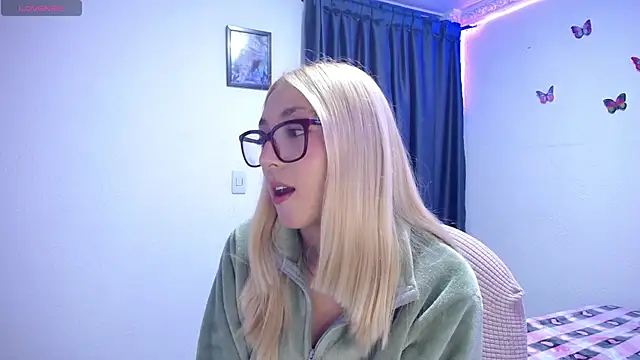 Soffy-brooks online show from April 18, 2026, 4:37 am