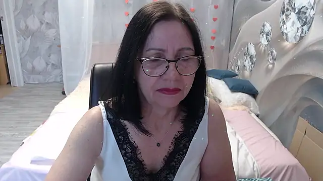 Snapshot of OlgaHottie chatting on February 25, 2026, 12:00 am OlgaHottie online show from February 25, 2026, 12:00 am