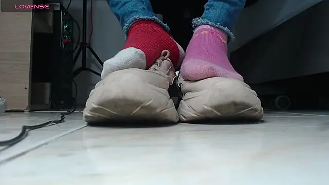 Snapshot of alma_fenix chatting on March 4, 2025, 3:26 pm alma fenix online show from March 4, 2025, 3:26 pm