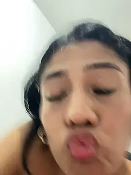 Snapshot of ZachaTompson chatting on September 18, 2025, 3:59 pm ZachaTompson online show from September 18, 2025, 3:59 pm