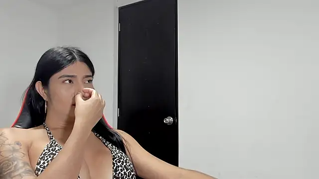 Snapshot of ZachaTompson chatting on March 17, 2025, 9:02 pm ZachaTompson online show from March 17, 2025, 9:02 pm