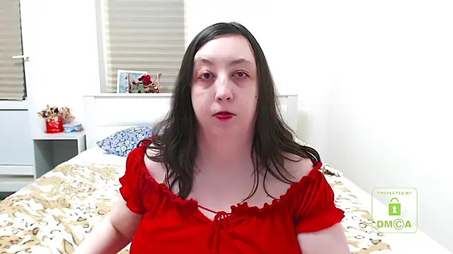 Snapshot of cute_and_hot chatting on February 19, 2025, 3:49 pm cute and hot online show from February 19, 2025, 3:49 pm