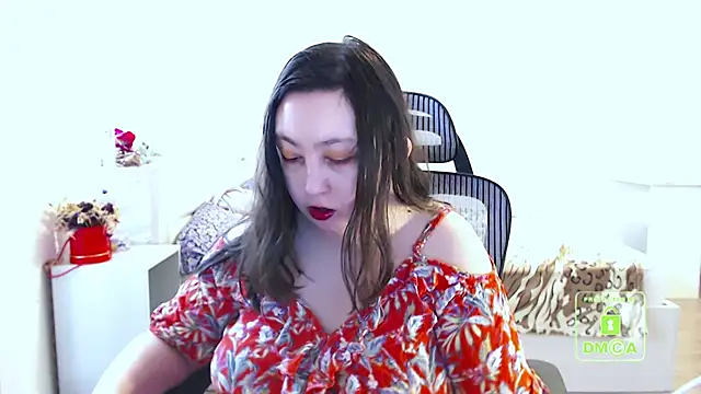 Snapshot of cute_and_hot chatting on March 5, 2025, 9:38 am cute and hot online show from March 5, 2025, 9:38 am
