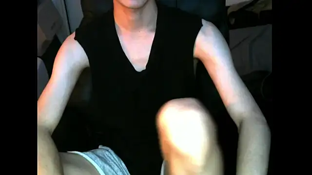 Ray175oo online show from November 15, 2025, 4:55 pm