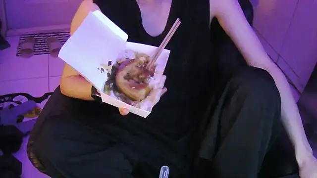 Ray175oo online show from March 17, 2026, 5:38 pm