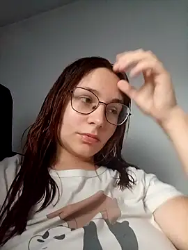 Klaudina online show from September 16, 2025, 4:41 pm