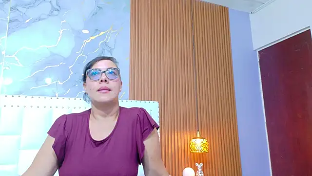 Snapshot of hotlatinateacher chatting on October 25, 2025, 1:01 pm hotlatinateacher online show from October 25, 2025, 1:01 pm