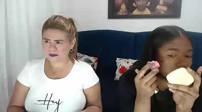 NATHYHOTT online show from March 15, 2025, 1:29 pm