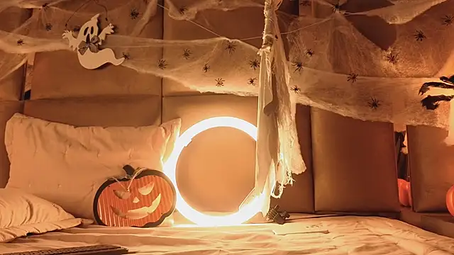 Snapshot of angelinepossy chatting on October 14, 2025, 10:20 pm angelinepossy online show from October 14, 2025, 10:20 pm