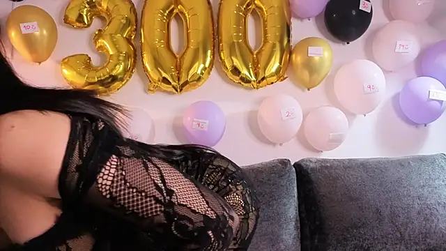 angelinepossy online show from July 18, 2026, 10:51 pm