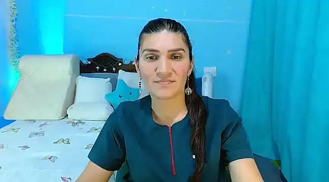 Snapshot of venus_swet_ chatting on February 6, 2025, 1:05 am venus swet online show from February 6, 2025, 1:05 am