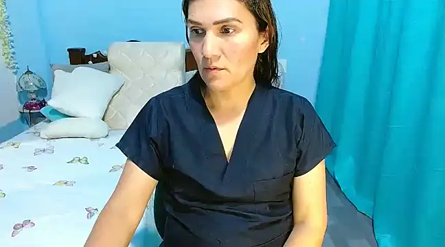 Snapshot of venus_swet_ chatting on January 24, 2025, 1:35 am venus swet online show from January 24, 2025, 1:35 am