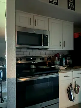 RainFallzxxz online show from October 5, 2025, 9:05 pm