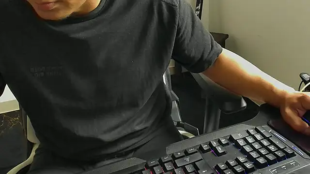 stebankechima online show from October 20, 2025, 6:08 pm