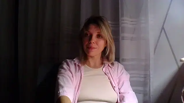 VelvetLove287 online show from February 20, 2025, 7:52 pm