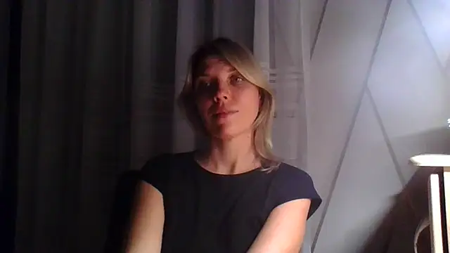 VelvetLove287 online show from February 5, 2025, 7:20 pm