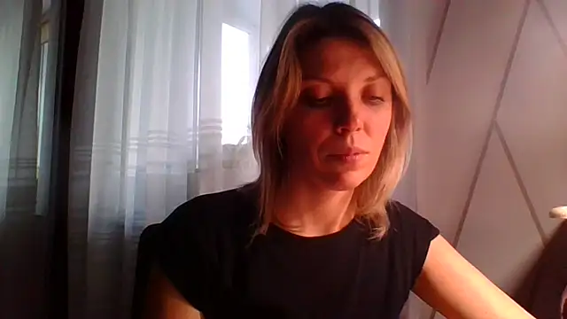 VelvetLove287 online show from February 6, 2025, 2:48 pm