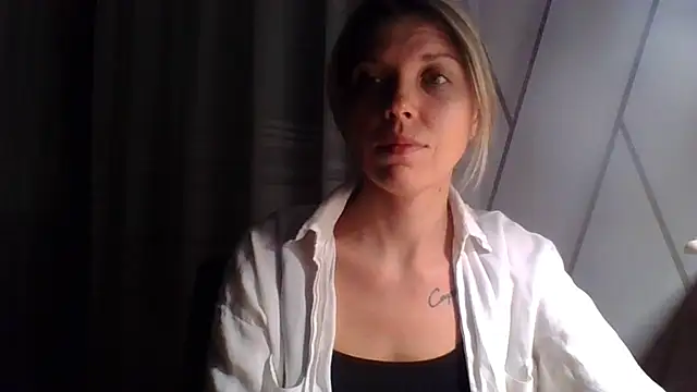 VelvetLove287 online show from February 12, 2025, 7:13 pm