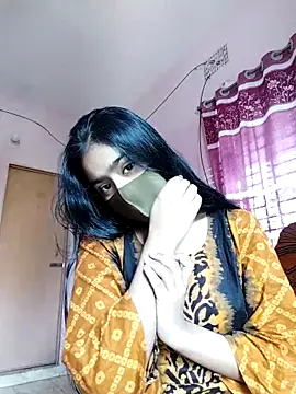 Arisha- online show from November 4, 2025, 8:40 am