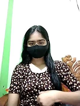 Snapshot of Arisha- chatting on February 9, 2025, 4:50 pm Arisha- online show from February 9, 2025, 4:50 pm