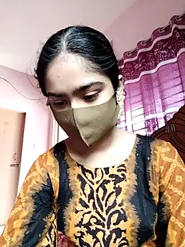 Snapshot of Arisha- chatting on October 26, 2025, 9:20 am Arisha- online show from October 26, 2025, 9:20 am