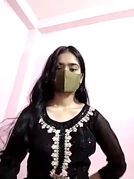 Snapshot of Arisha- chatting on September 14, 2025, 6:19 pm Arisha- online show from September 14, 2025, 6:19 pm