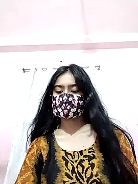 Snapshot of Arisha- chatting on September 18, 2025, 3:04 pm Arisha- online show from September 18, 2025, 3:04 pm