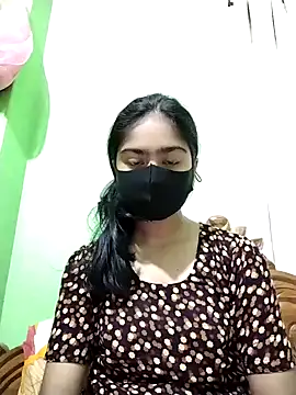 Snapshot of Arisha- chatting on February 10, 2025, 11:36 am Arisha- online show from February 10, 2025, 11:36 am