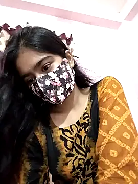 Snapshot of Arisha- chatting on September 23, 2025, 8:27 pm Arisha- online show from September 23, 2025, 8:27 pm